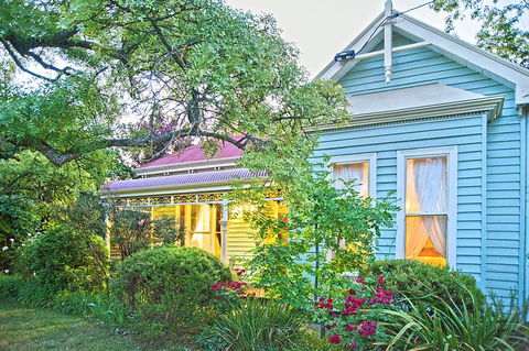 Pendower House B&B - Darwin Holiday 0