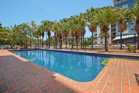 Peninsular Apartments - Darwin Holiday 1