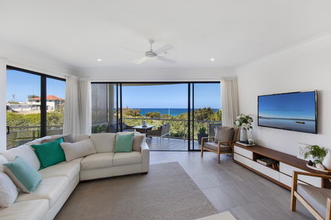 Penthouse Luxe, Sunrise Beach - Darwin Holiday 1