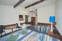Book Narromine Accommodation Vacations Darwin Holiday Darwin Holiday