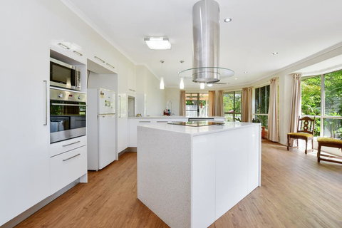 Perfect Family Escape In Mountain Creek - Darwin Holiday 0