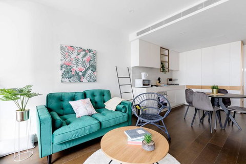 Perfect Location 2 Bdrs Apartment@Glen Waverley - Darwin Holiday 0