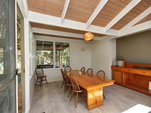 Pet Friendly - Large 4 Bedroom Home - Darwin Holiday 2