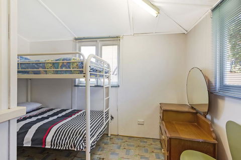 Pet Friendly Beach Cottage @ Ballingalla - Darwin Holiday 2