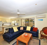 Pet Friendly Beach Home - Darwin Holiday