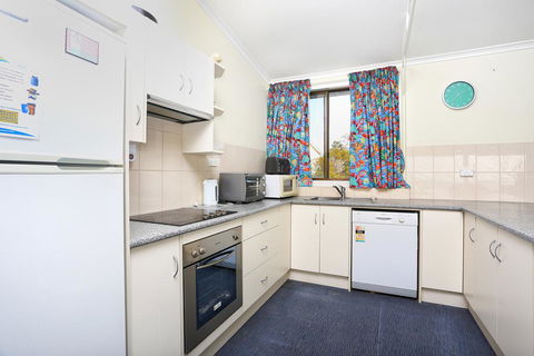 Peter's Port - Darwin Holiday 3