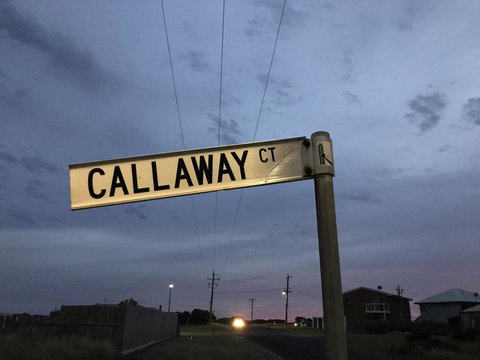 Peterborough Getaway - Darwin Holiday 1