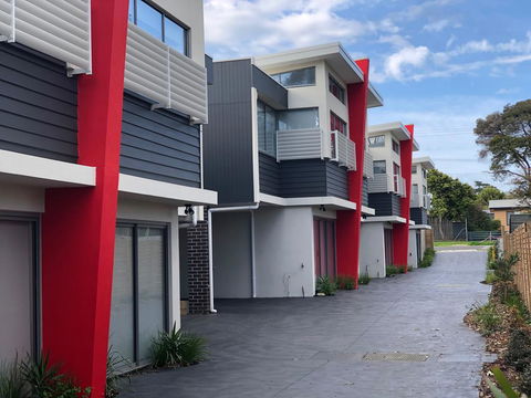 Phillip Island Townhouses - Darwin Holiday 1