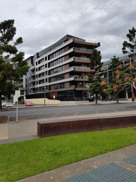 PierPoint 401 - Darwin Holiday 1