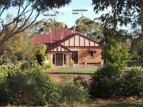 Pierrepoint Bed & Breakfast - Darwin Holiday 0