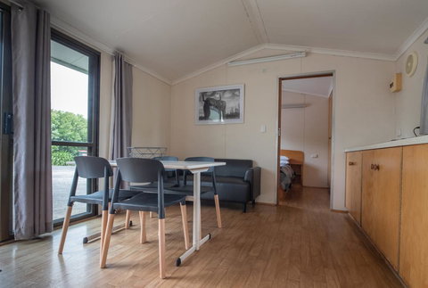 Pine Country Caravan Park - Darwin Holiday 0