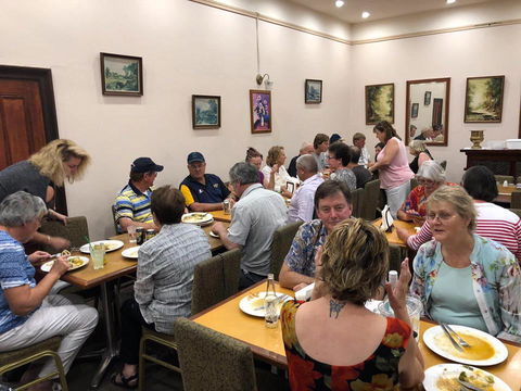 Pingelly Hotel - Darwin Holiday 1