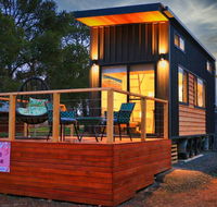 Pink Lake Tiny House - Darwin Holiday