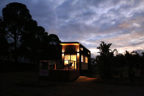 Pink Lake Tiny House - Darwin Holiday 2
