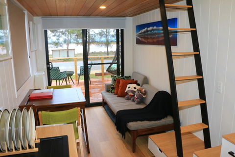 Pink Lake Tiny House - Darwin Holiday 3