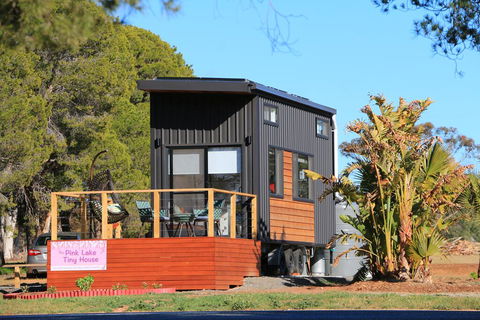 Pink Lake Tiny House - Darwin Holiday 1