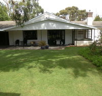 Pinkerton Hill Naracoorte - Darwin Holiday