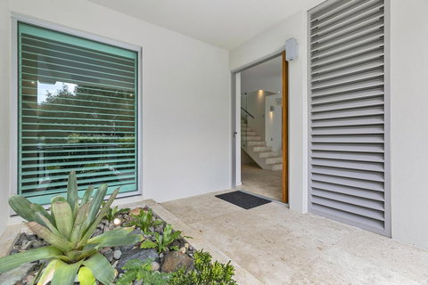 Platinum Status, Sunshine Beach - Darwin Holiday 2