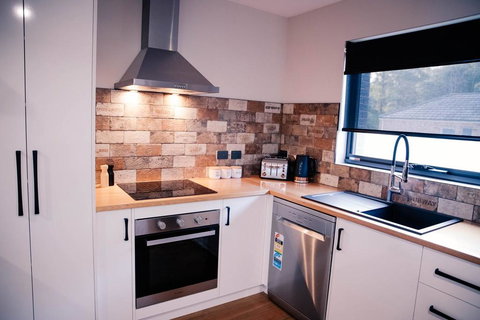 Platypus Apartments - Darwin Holiday 1