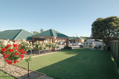 Poachers Paradise - Darwin Holiday 2
