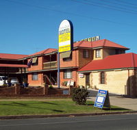 Poet's Recall Motel - Darwin Holiday