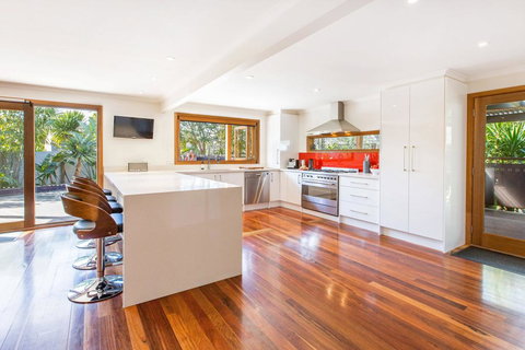 POINT LEO BEACH HOUSE - POINT LEO - Darwin Holiday 1