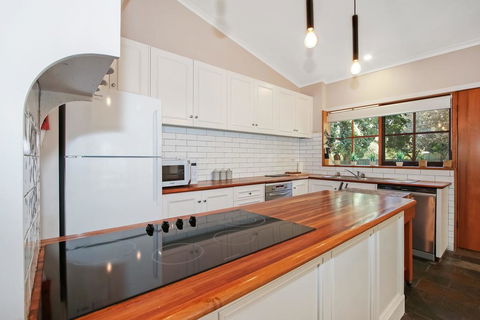 Porepunkah Elms - Holiday House - Darwin Holiday 3