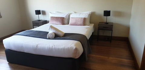 Port Life Beach House - Darwin Holiday 1