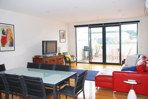 POSITION PERFECT CENTRAL INVERLOCH - Darwin Holiday 0