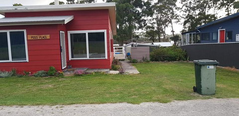 Poss' Place - Darwin Holiday 1