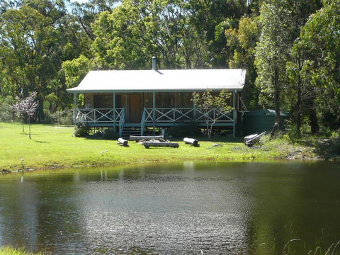 Possum's Hollow And Hooter's Hut - Darwin Holiday 3