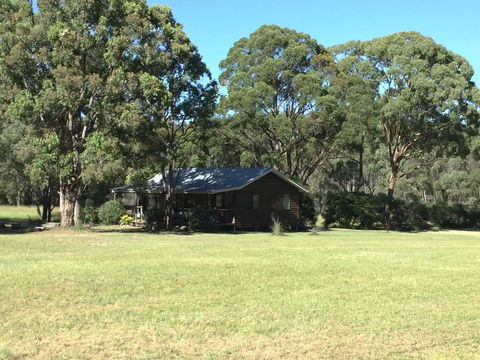 Possum's Hollow And Hooter's Hut - Darwin Holiday 2
