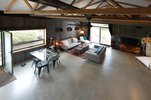 Powerhouse @ Eagles Rise - Darwin Holiday 0