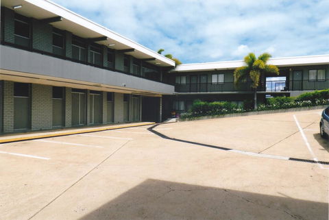 PRECINCT HOTEL GLADSTONE - Darwin Holiday 0