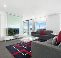 Private 3 Bed Ocean View in Q Surfers Paradise - Darwin Holiday