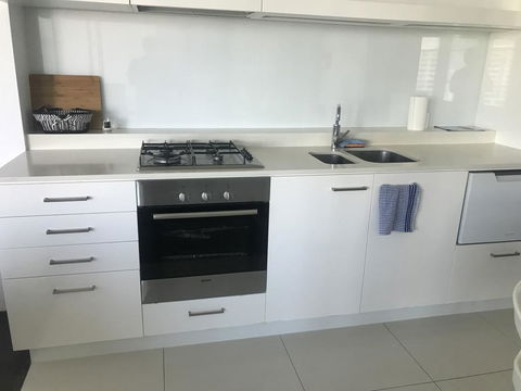 Private Apartment At Surfers Paradise - Darwin Holiday 2