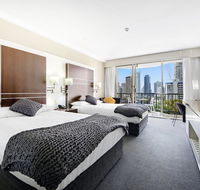 Private Apt In the Heart of Surfers Paradise - Darwin Holiday