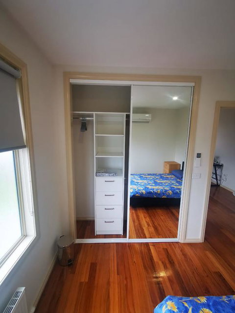 Private Luxury Bedroom - Darwin Holiday 3