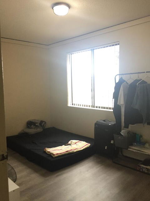 Private Room In Bankstown Unit For Rent - Darwin Holiday 1