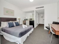 Privately owned Hotel Room by Cairns Marina 222