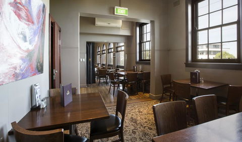 Pymble Hotel - Darwin Holiday 1