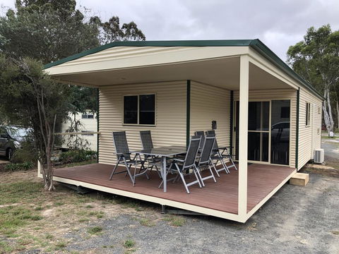 Pyrenees Caravan Park - Darwin Holiday 0