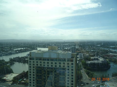 Q1 Resort Apartment, - Darwin Holiday 2