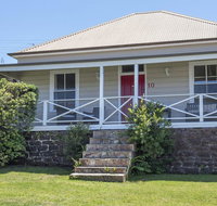 Quarryman's Cottage - country style in town - Darwin Holiday