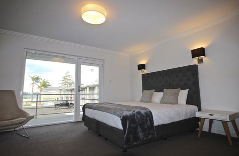 Quays Hotel - Darwin Holiday 1