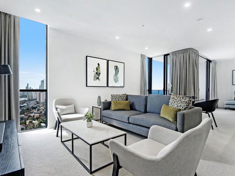 Qube Broadbeach - Luxury 2 Bedroom Ocean View - Darwin Holiday 0