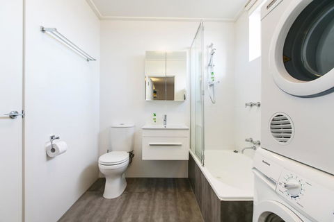 Quiet Comfort In South Yarra - Darwin Holiday 3