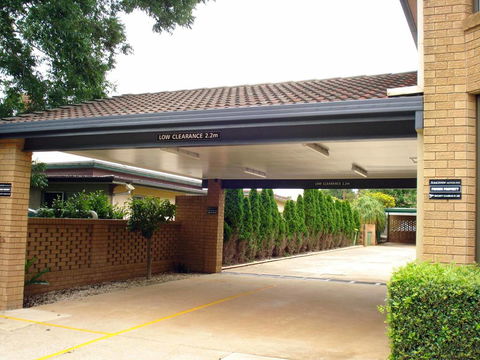 Raceview Motor Inn - Darwin Holiday 2