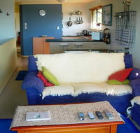Rainbow Breezes 4 - Rainbow Beach Townhouse with breath-taking ocean views to Fraser Island - Darwin Holiday