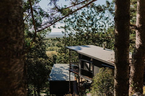 Rainforest Gardens - Luxury Hillside Chalets With Views To Bay & Islands - Darwin Holiday 1